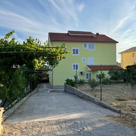 Kaja Appartamento Barbat na Rabu
