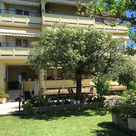 Kaja Apartment