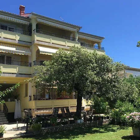 Apartment Kaja *