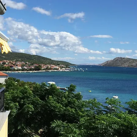 Apartment Kaja Barbat na Rabu